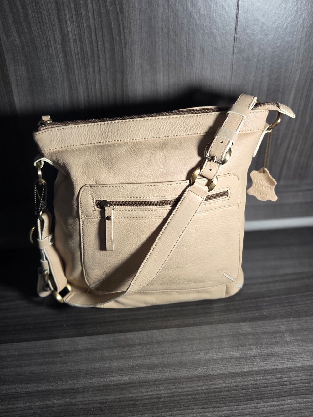 Giani Bernini Neutral Beige Leather Crossbody with Front Zip Pocket